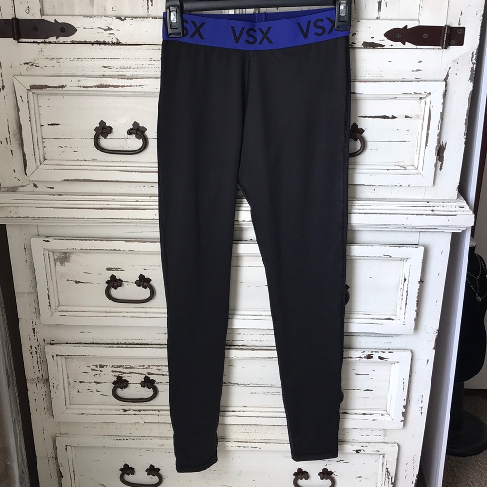 Victoria’s Secret sport leggings